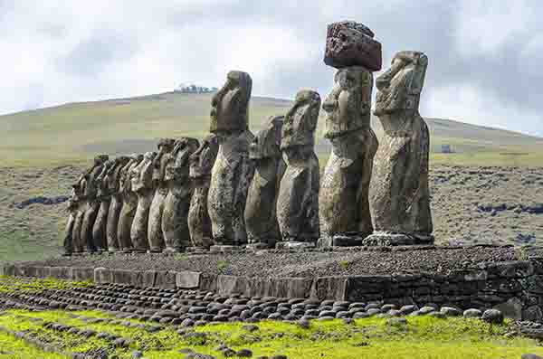 60 - Chile - isla de Rapa Nui o Pascua - Ahu Tongariki